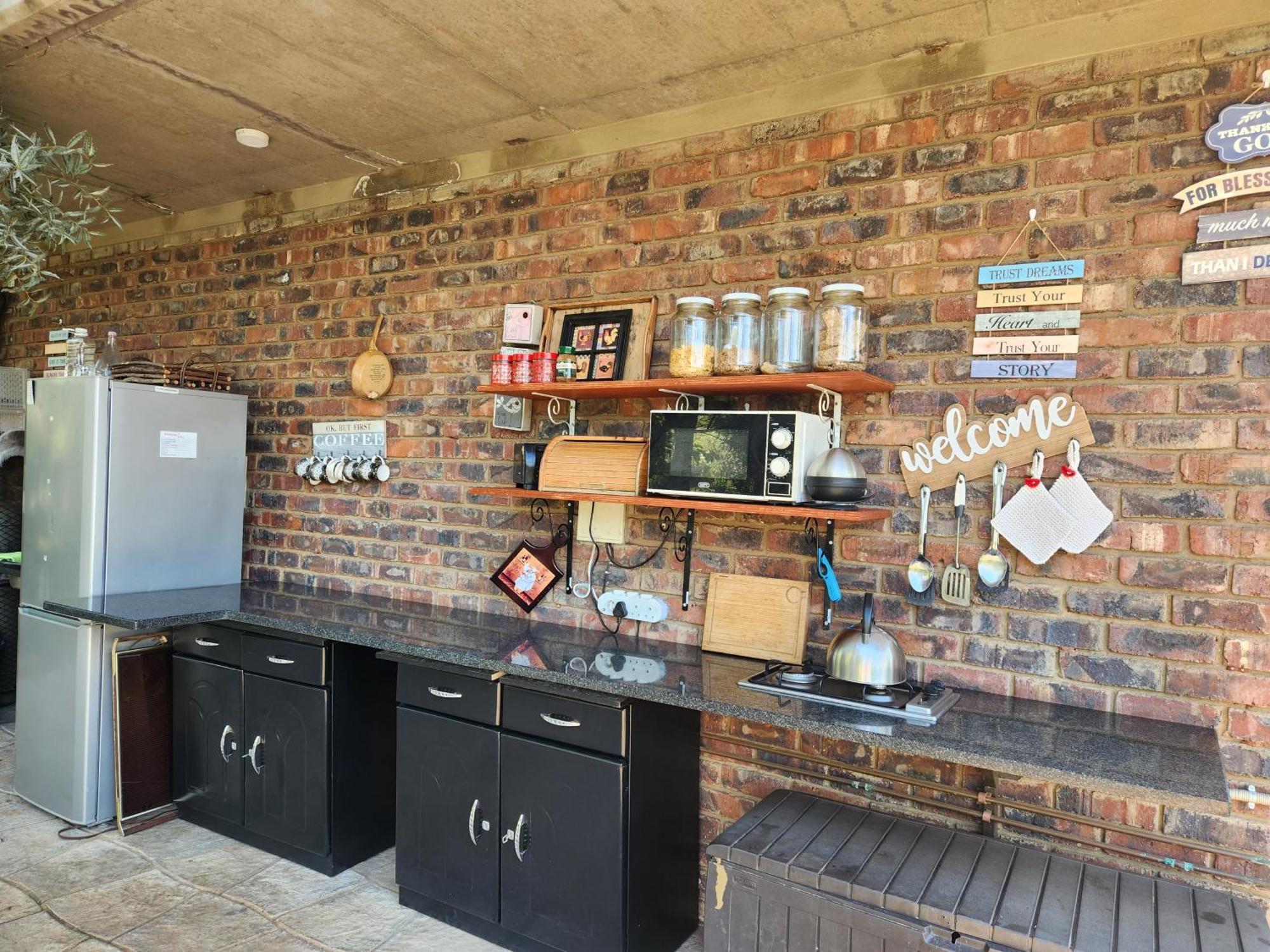 Pretoria-NoordSuikerbosrant Sleep And Go住宿加早餐旅馆 外观 照片