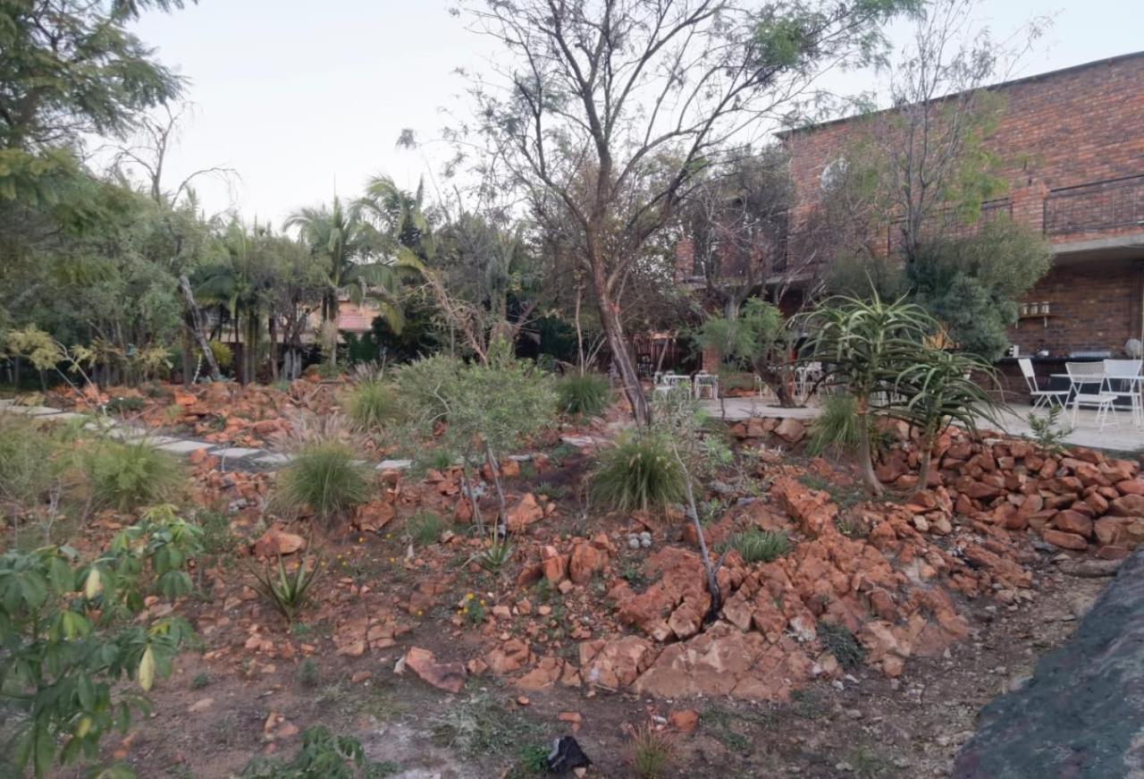 Pretoria-NoordSuikerbosrant Sleep And Go住宿加早餐旅馆 外观 照片