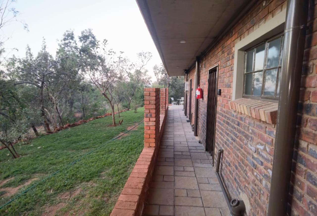 Pretoria-NoordSuikerbosrant Sleep And Go住宿加早餐旅馆 外观 照片